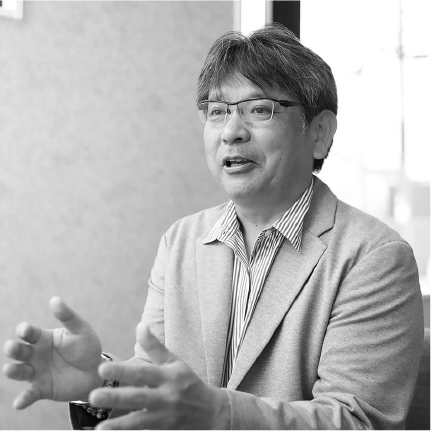 山田 真